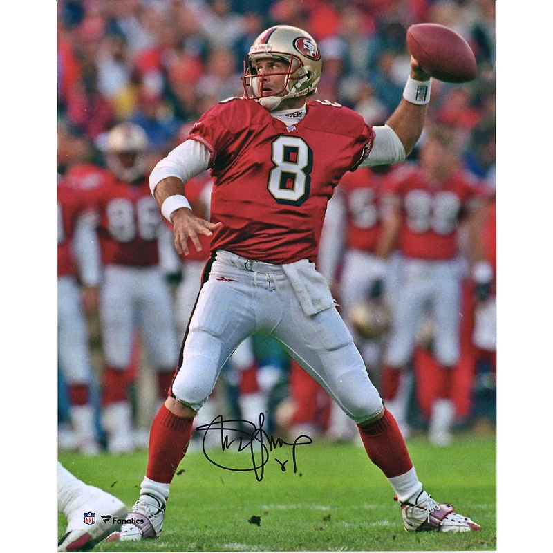 Photo de passe d'un maillot écarlate autographié par Steve Young, joueur des 49ers de San Francisco (16" x 20")