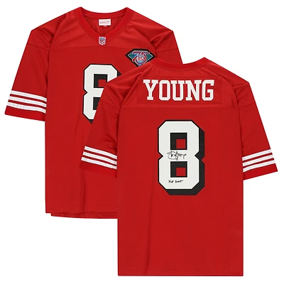 Maillot réplique rouge autographié par Steve Young des San Francisco 49ers avec l'inscription "HOF 2005"