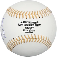Balle de baseball autographiée par Logan Webb des Giants de San Francisco, ornée du logo du Gant d'or et de l'inscription « 2025 GG ».