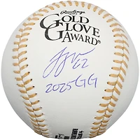 Balle de baseball autographiée par Logan Webb des Giants de San Francisco, ornée du logo du Gant d'or et de l'inscription « 2025 GG ».