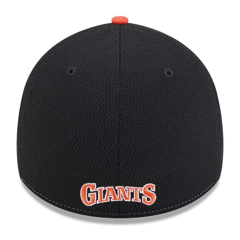 Casquette MLB Clubhouse 39THIRTY Flex noire/orange pour homme des Giants de San Francisco 2025 New Era