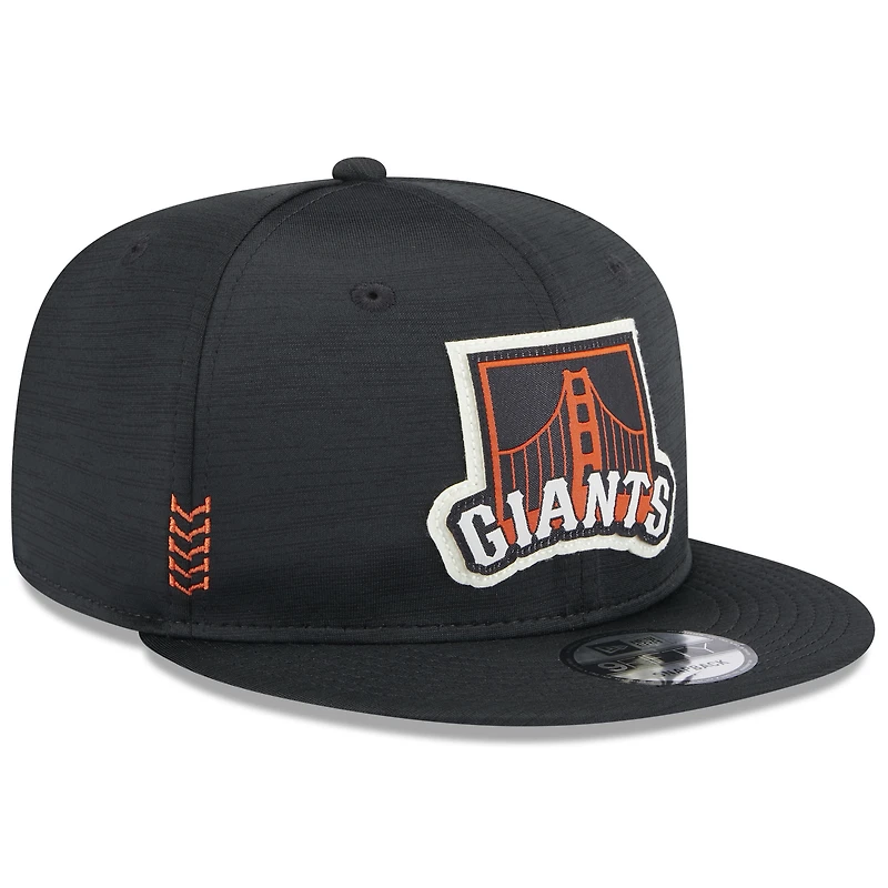 Casquette Snapback 9FIFTY New Era pour hommes des San Francisco Giants 2024 Clubhouse noire