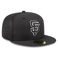 Casquette ajustée New Era noire pour homme, modèle 59FIFTY, San Francisco Giants 2026, idéale l'entraînement au bâton.