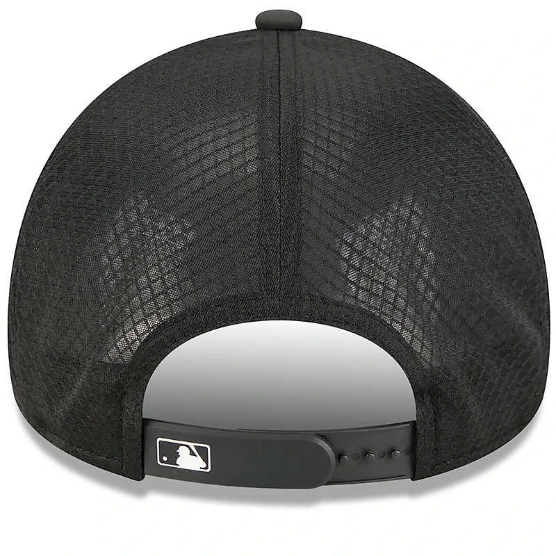 Men's New Era Black San Francisco Giants 2026 Batting Practice Alternate Apex 9FORTY Adjustable Hat