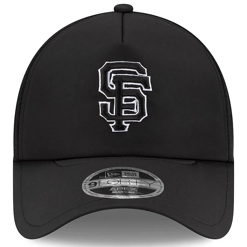 Men's New Era San Francisco Giants 2026 Batting Practice Apex 9FORTY Adjustable Trucker Hat