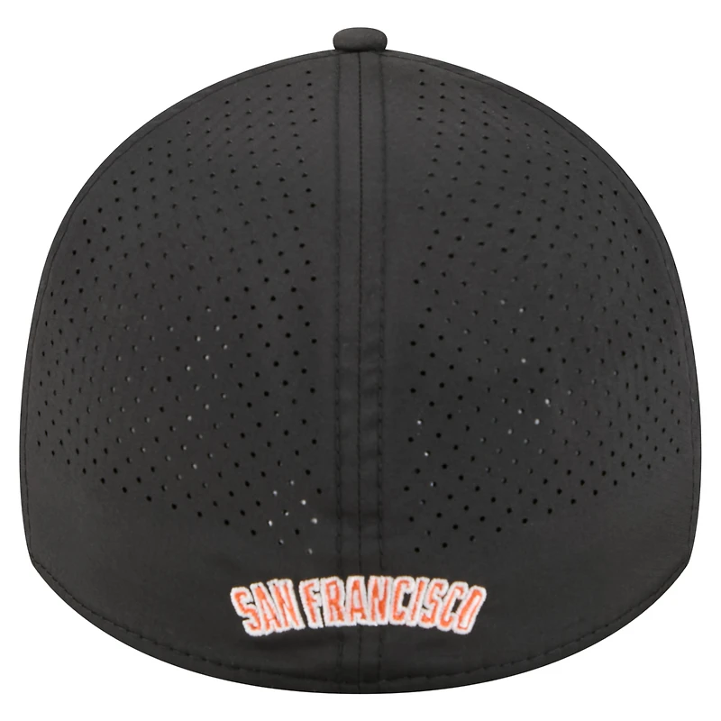 Men's New Era  Black San Francisco Giants 39THIRTY A-Frame Perforated Flex Hat