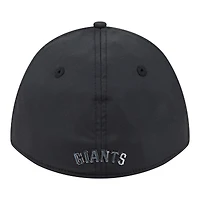 Men's New Era  Black San Francisco Giants Metallic 39THIRTY M-Crown Flex Hat