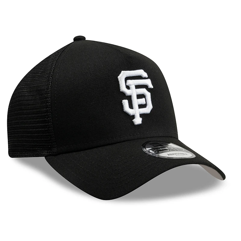 Men's New Era Black San Francisco Giants Side Script 9FORTY A-Frame Trucker Adjustable Hat