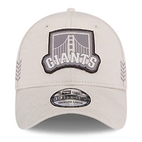 Casquette New Era 39THIRTY Flex crème San Francisco Giants 2024 Clubhouse pour homme