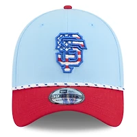 Casquette New Era 39THIRTY Flex bleu clair/rouge pour homme des Giants de San Francisco 2025, 4 juillet