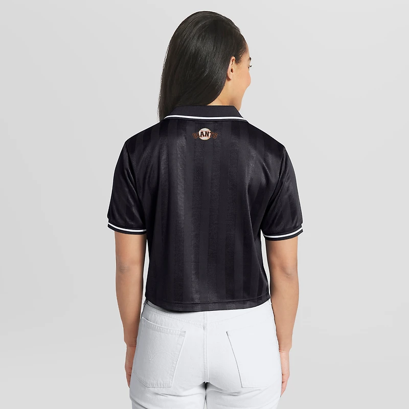 Polo court à col en V noir des Giants de San Francisco la marque WEAR by Erin Andrews pour femmes