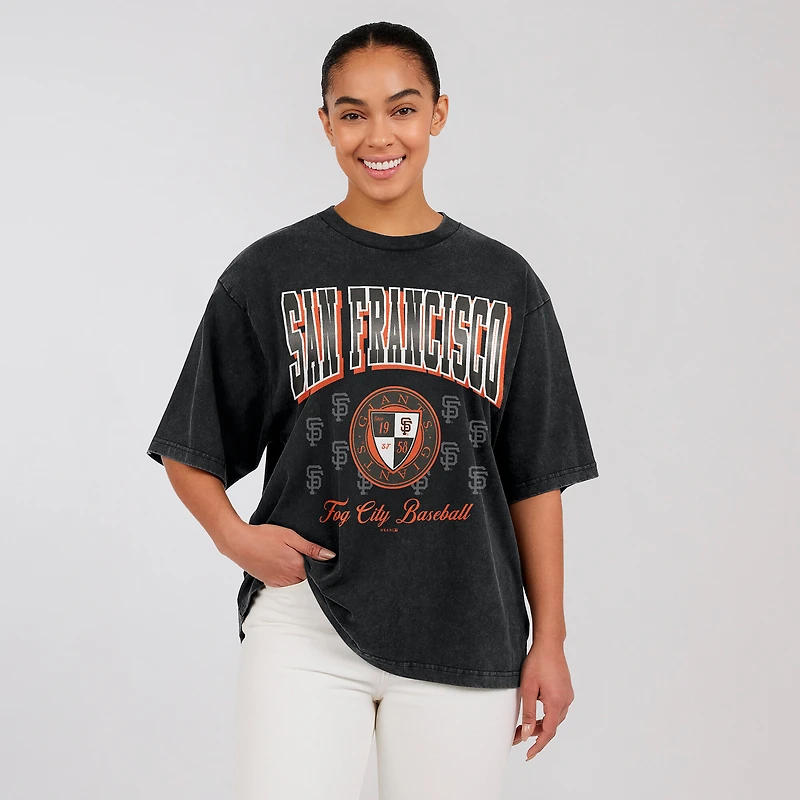 T-shirt boyfriend oversize noir San Francisco Giants de la marque WEAR by Erin Andrews pour femmes