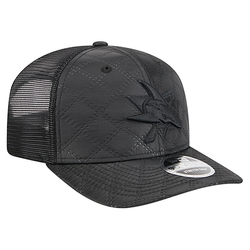 Casquette de camionneur ajustable New Era 9SEVENTY en nylon matelassé noir pour homme des Sharks de San Jose