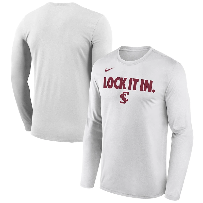 T-shirt à manches longues Nike blanc Santa Clara Broncos 2026 pour homme, porté sur le banc de touche.