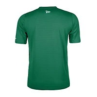 T-shirt de performance pour homme New Era vert Saskatchewan Roughriders