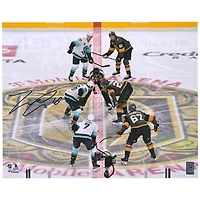 Photographie autographiée de 16" x 20" de Jared McCann, premier affrontement de franchise avec le Kraken de Seattle