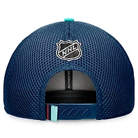 Casquette réglable de camionneur sur scène Seattle Kraken 2024 de la LNH Fanatics Deep Sea Blue pour hommes