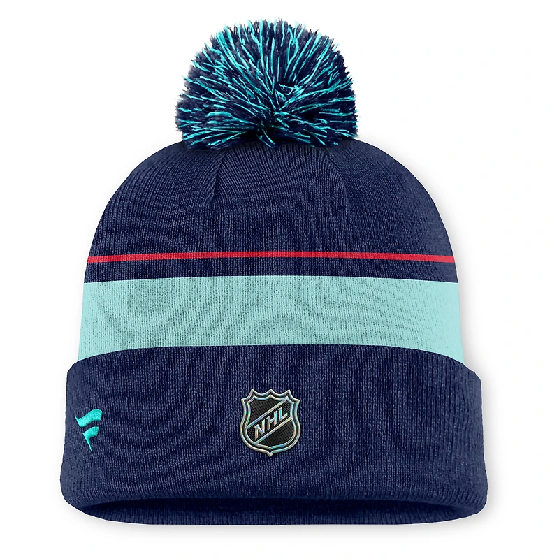 Bonnet en tricot à revers et pompon authentique Pro Rink Seattle Kraken bleu marine Fanatics pour homme