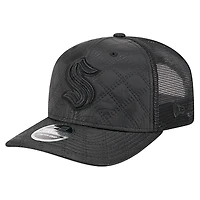 Casquette de camionneur ajustable Seattle Kraken en nylon matelassé noir New Era 9SEVENTY pour homme