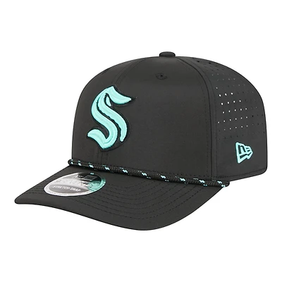 Casquette New Era Seattle Kraken Sport Vented 9SEVENTY pour homme, noire, ajustable.
