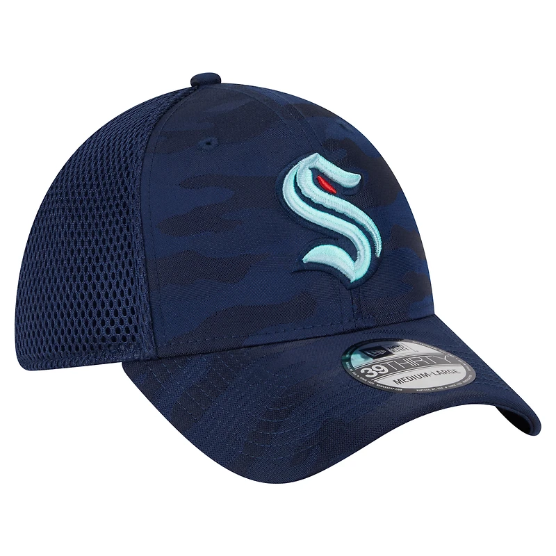 Casquette 39THIRTY Flex Seattle Kraken Active Subtle Camo pour homme New Era Deep Sea Blue