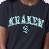 T-shirt Champion pour femmes, bleu marine, logo mascotte Seattle Kraken Arch