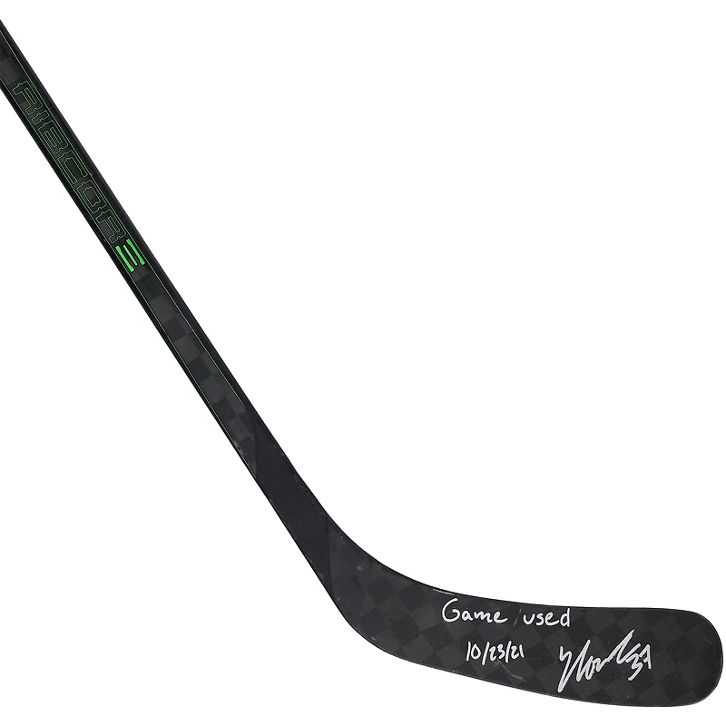 Bâton CCM noir autographié et utilisé par Yanni Gourde (Seattle Kraken) lors du match contre les Canucks de Vancouver le 23 octobre 2021