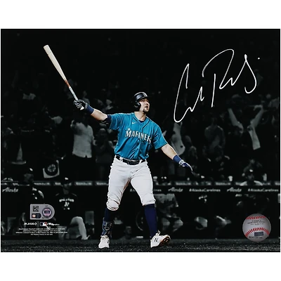 Photographie autographiée de 8" x 10" de Cal Raleigh des Seattle Mariners sur un coup de circuit pour les séries éliminatoires