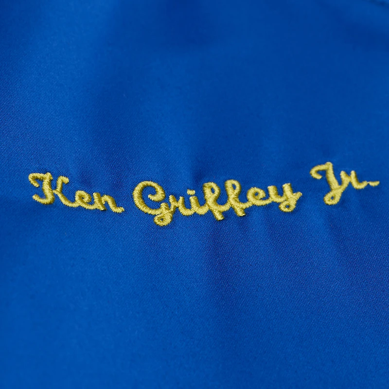Veste Mitchell & Ness Ken Griffey Jr. Royal Seattle Mariners Legends Collection pour homme, en satin léger à boutons-pression.