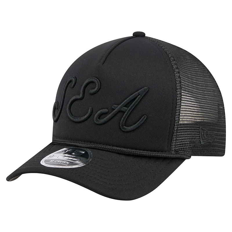 Casquette camionneur ajustable 9FORTY A-Frame M-Crown noire des Seattle Mariners de New Era pour homme