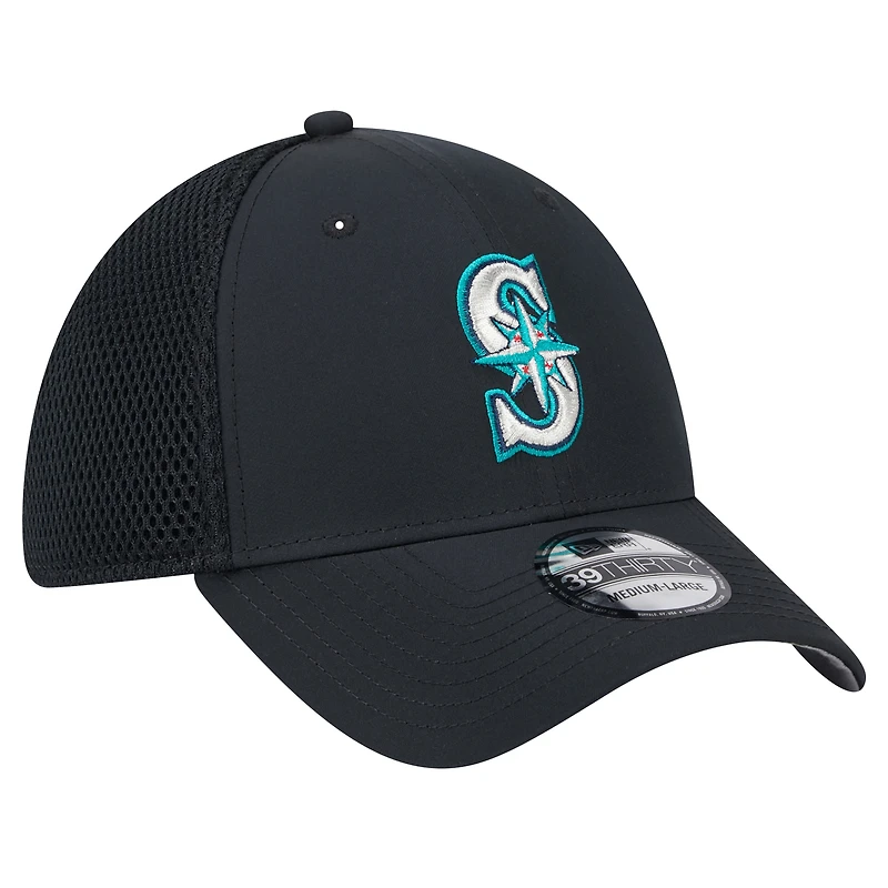 Men's New Era Black Seattle Mariners Team Tone 39THIRTY Flex Hat