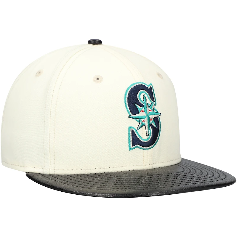Casquette ajustée 59FIFTY avec visière en cuir Game Night des Seattle Mariners New Era pour hommes