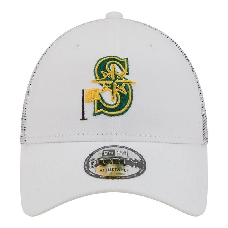 Casquette trucker ajustable New Era 9FORTY blanche à motif drapeau des Mariners de Seattle pour homme