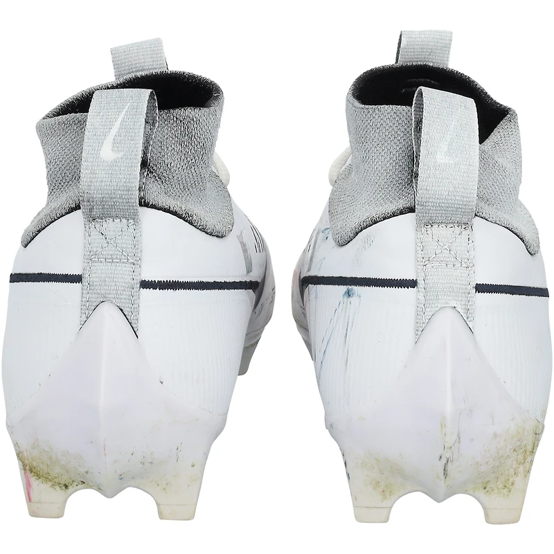Jaxon Smith-Njigba, chaussures Nike blanches utilisées par les Seahawks de Seattle contre les Giants de New York, le 6 octobre 2024