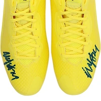 Chaussures de football dédicacées Beast Mode B.T.A Elite par Marshawn Lynch des Seattle Seahawks