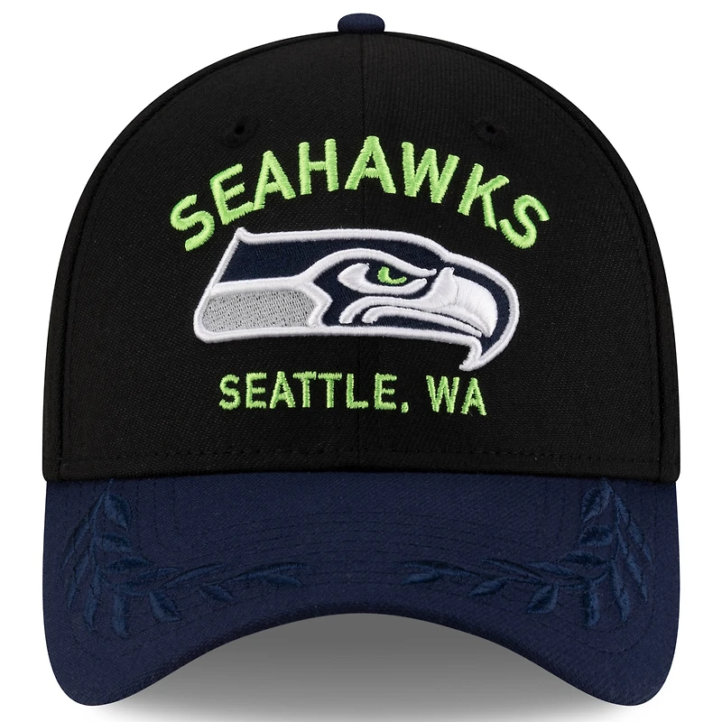 Men's New Era Black/College Navy Seattle Seahawks 2025 NFL Draft 39THIRTY Flex Hat