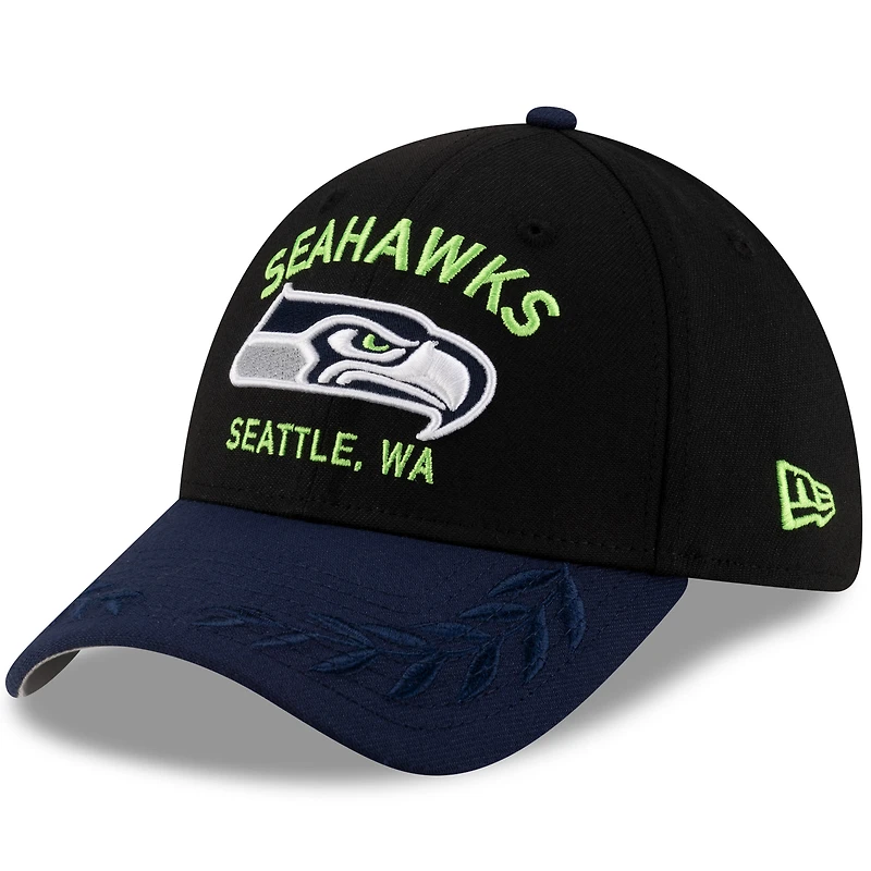 Men's New Era Black/College Navy Seattle Seahawks 2025 NFL Draft 39THIRTY Flex Hat