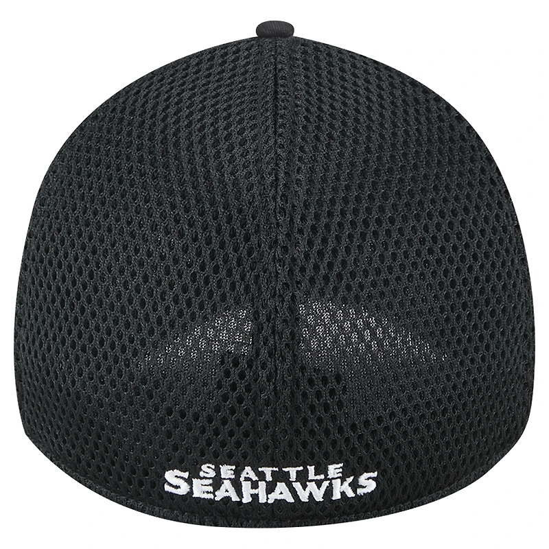 Men's New Era Black Seattle Seahawks 39THIRTY Flex Hat