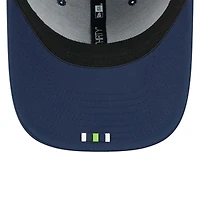 Casquette 39THIRTY Flex Sideline 2025 New Era College Navy pour homme des Seattle Seahawks