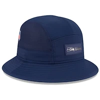 Bob New Era College Navy pour homme Seattle Seahawks 2025 Sideline