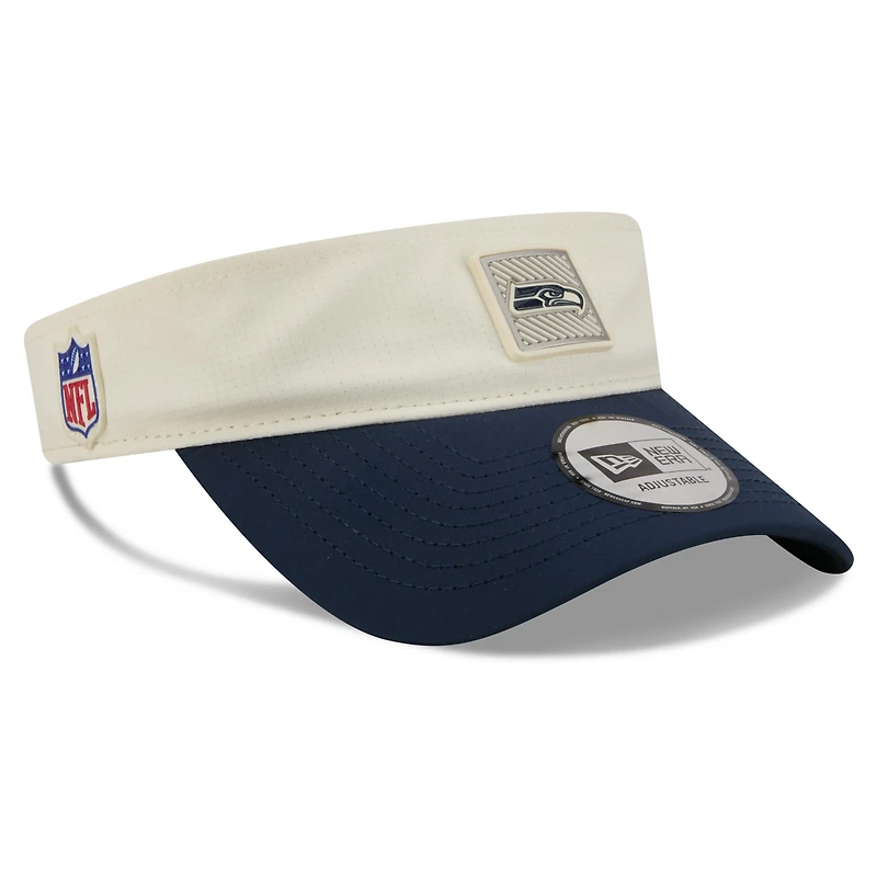Casquette New Era pour homme, couleur crème/bleu marine universitaire, Seattle Seahawks, camp d'entraînement NFL 2026, visière ajustable