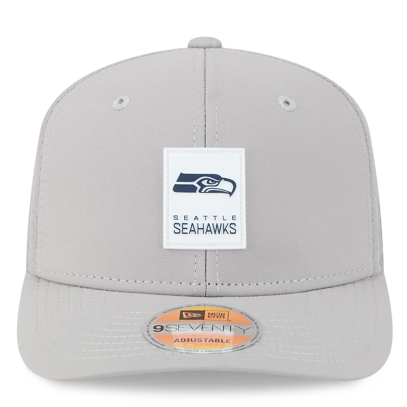 Casquette camionneur ajustable 9SEVENTY gris New Era pour homme, édition 2025 des Seattle Seahawks