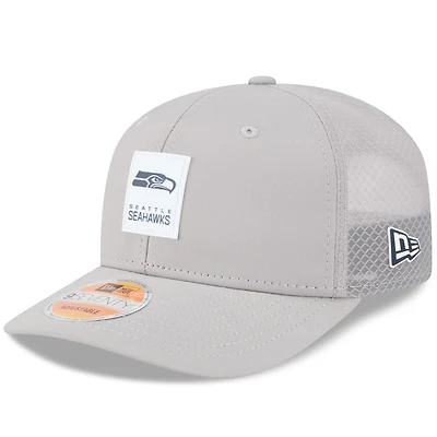 Casquette camionneur ajustable 9SEVENTY gris New Era pour homme, édition 2025 des Seattle Seahawks