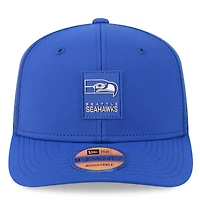 Casquette ajustable 9SEVENTY Trucker pour homme New Era Royal Seattle Seahawks 2025 Sideline Throwback