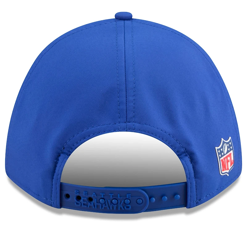Casquette ajustable New Era Royal Seattle Seahawks 2025 Sideline Throwback M-Crown 9FORTY pour homme