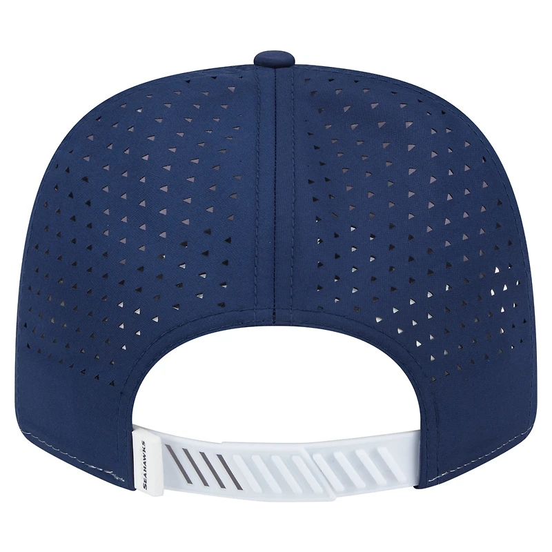 Casquette ajustable 9SEVENTY pour homme New Era, blanc/bleu marine universitaire, Seattle Seahawks Established Patch