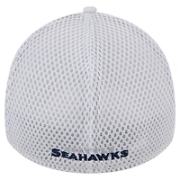 Men's New Era White Seattle Seahawks Breakers 39THIRTY Flex Hat