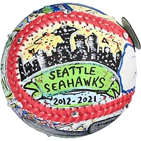 Baseball autographié par Russell Wilson des Seattle Seahawks - Peint à la main par l'artiste Charles Fazzino