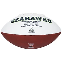 Ballon de football Jardin White Panel autographié par Sam Darnold des Seattle Seahawks
