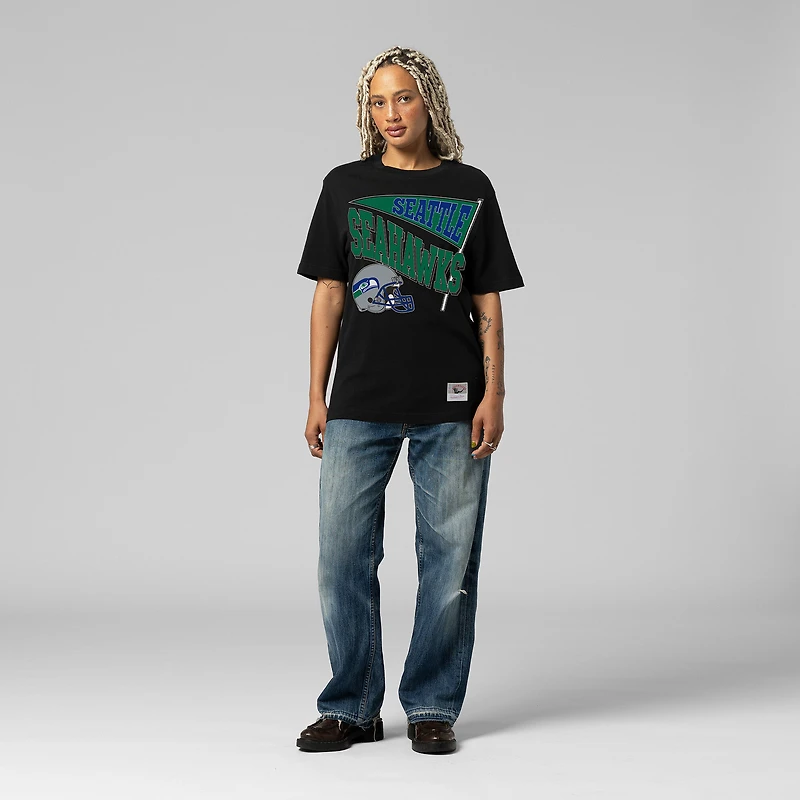 T-shirt noir Mitchell & Ness pour femme, motif petit ami dynamique des Seattle Seahawks